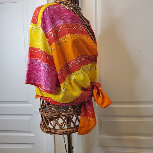 Ladies Colorful plus size blouse - Picture 8 of 12